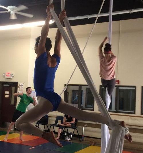 男士成人舞蹈裤袜视频教程,轻松掌握舞步与风采