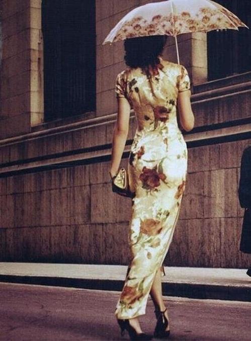 成人旗袍基础走姿视频,成人旗袍基础走姿视频解析