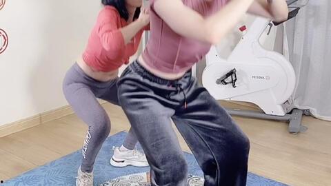 成人揉肚子排气操视频,健康生活——成人揉肚子排气操视频教程