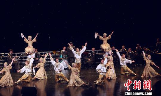 红军服成人舞蹈视频,重温红色记忆的舞蹈盛宴